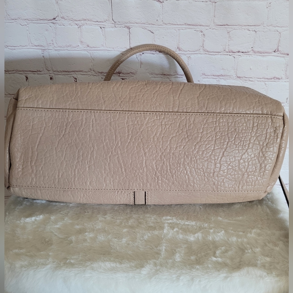 J Lo Beige Satchel Purse Cross Body Strap - Picture 6 of 11